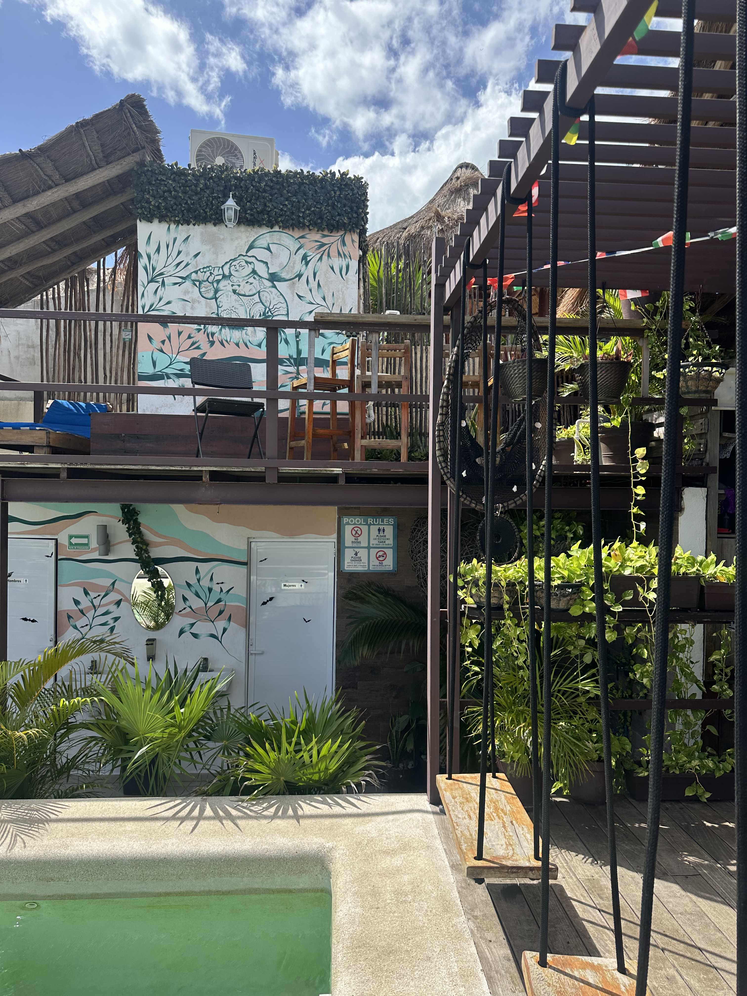 Playa del Carmen Hostel - Beach Area